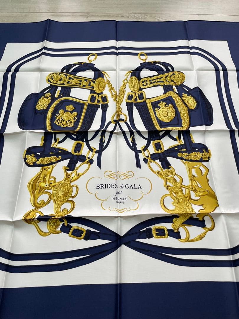 エルメス HERMES スカーフ カレ90 BRIDES de GALA