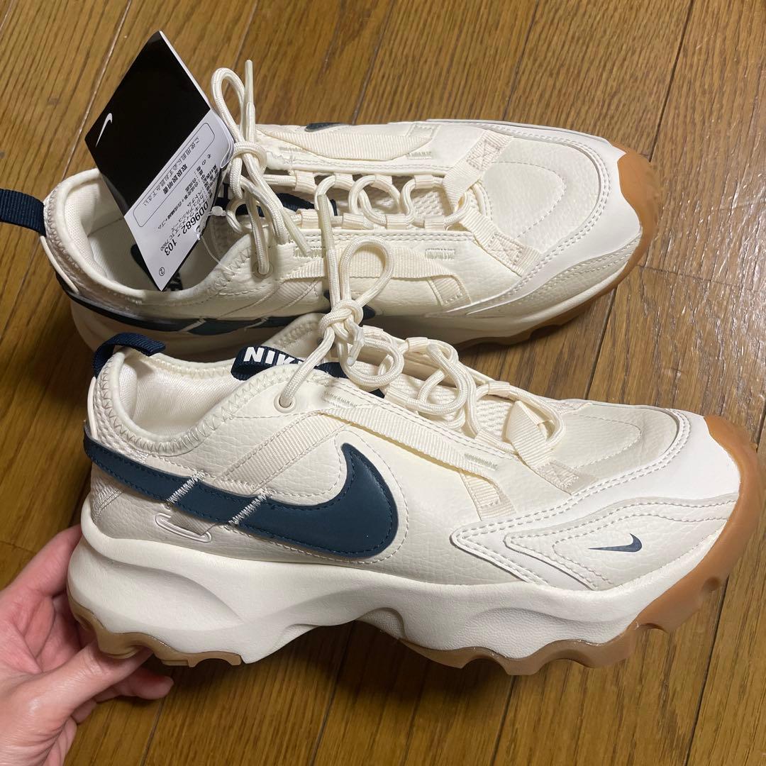 靴 NIKE TC 7900