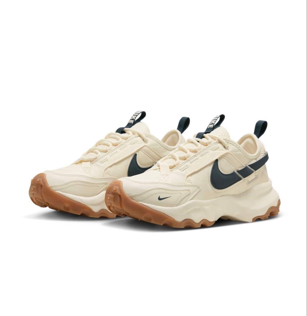 靴 NIKE TC 7900