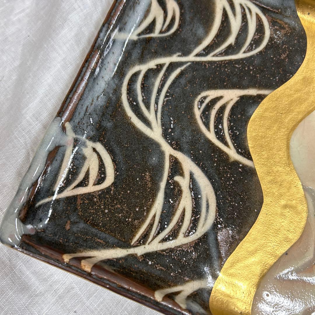 仙山窯/安藤日出武 造/金彩波紋大皿/飾皿/共箱/陶磁器/焼物