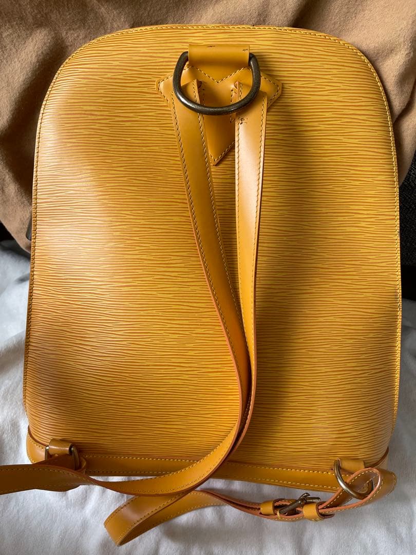 希少Louis Vuitton イエローオレンジ リュック