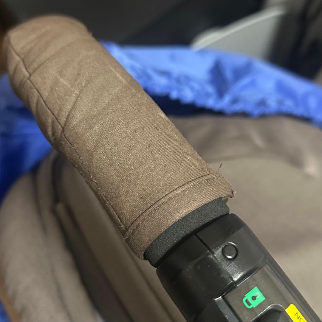 Combi ベビーカー スゴカルα compact エッグショック　AW