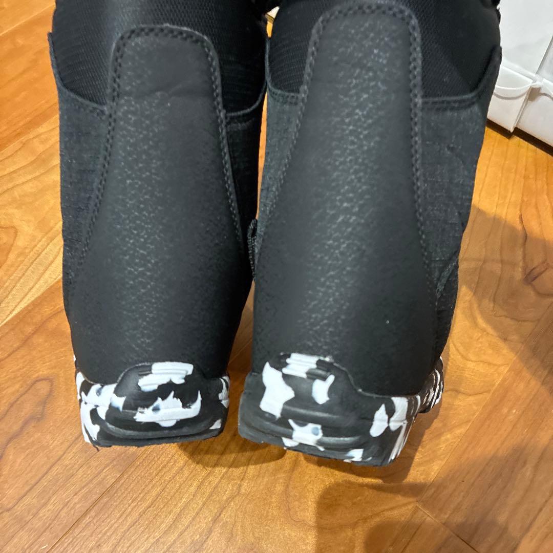 BURTON 子ども用スノーボードブーツ ブラック　ボア