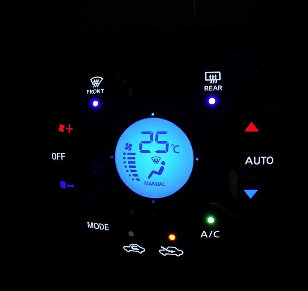 HE12 ノート e-POWER　LED打ち換え済み エアコンパネル ☆