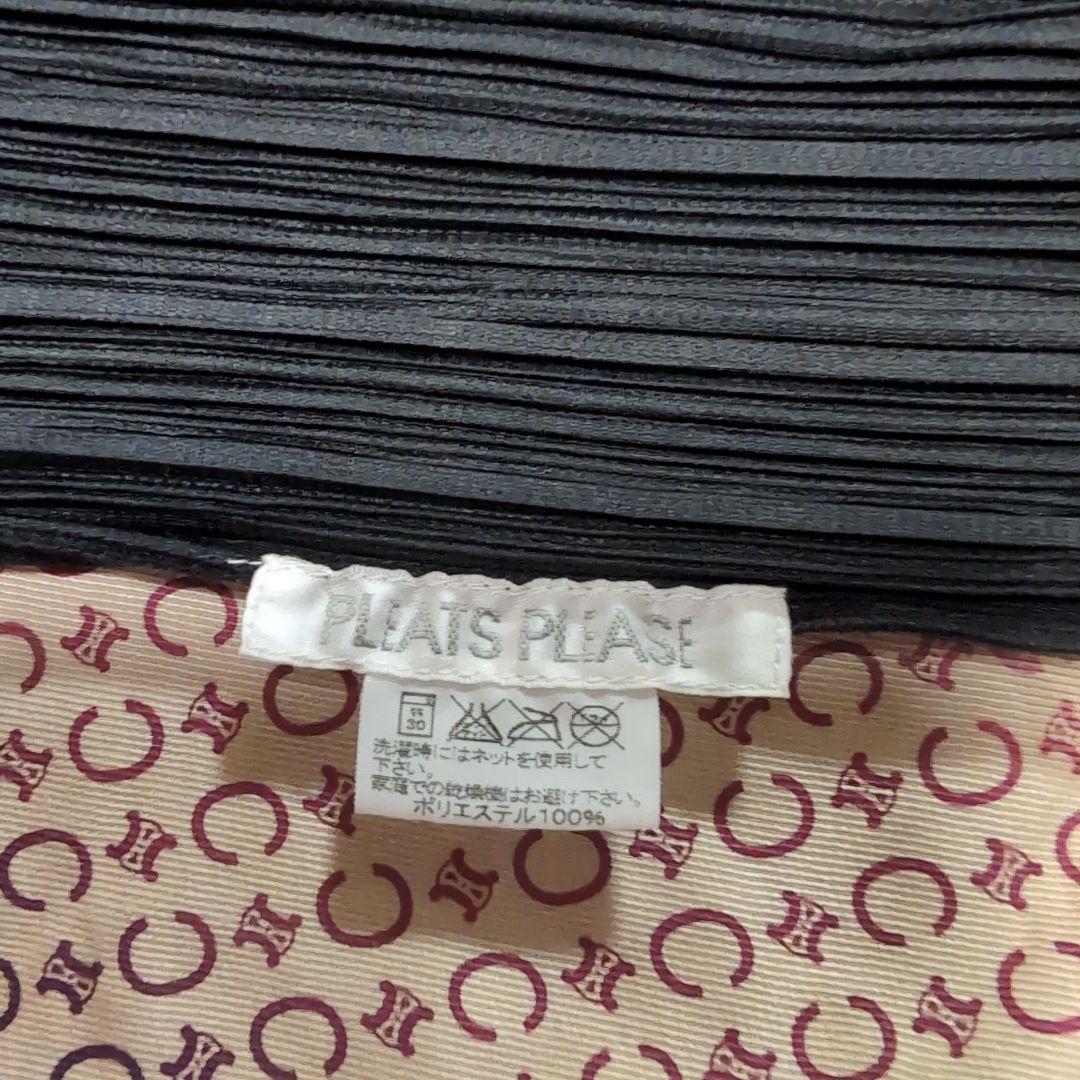 PLEATS PLEATS 黒 プリーツ 半袖シャツ ボタン付き