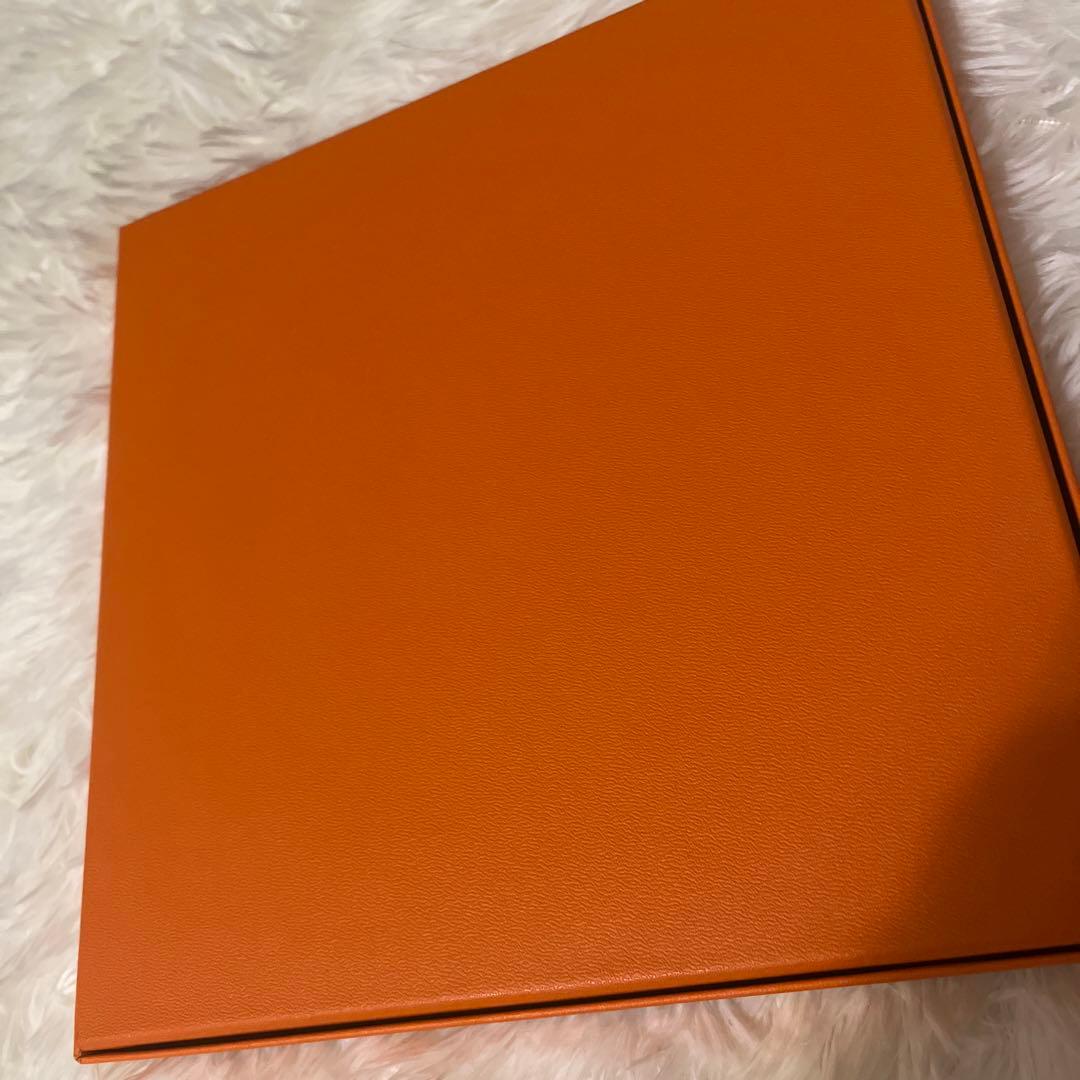 エルメス　カレ　シルク　新品未使用