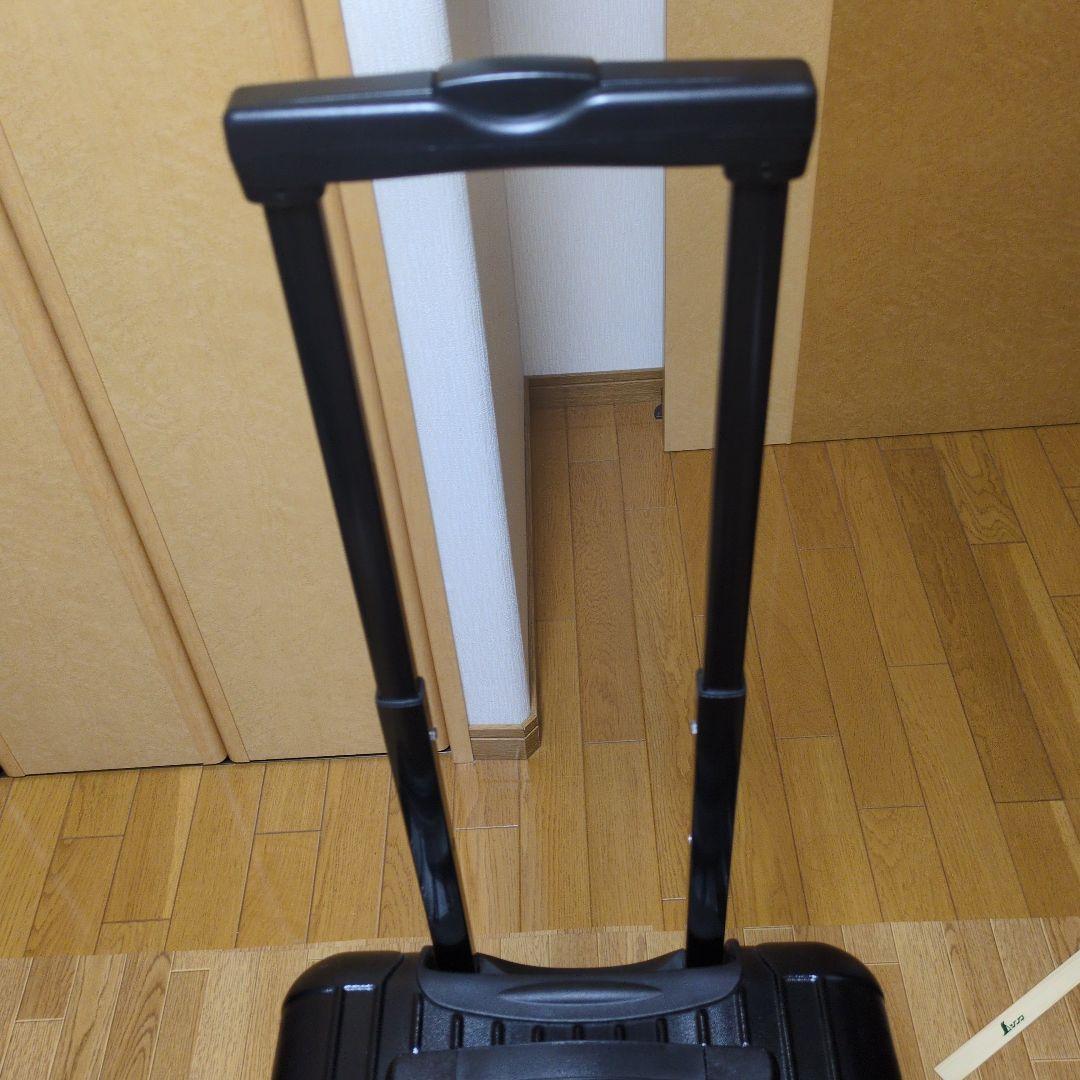 RIMOWA 機内持込　二輪スーツケース　ブラック