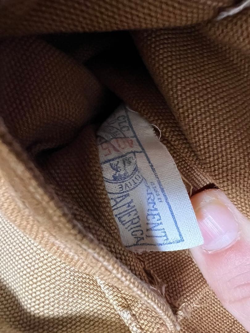 Carhartt ベージュジャケット アメリカ製