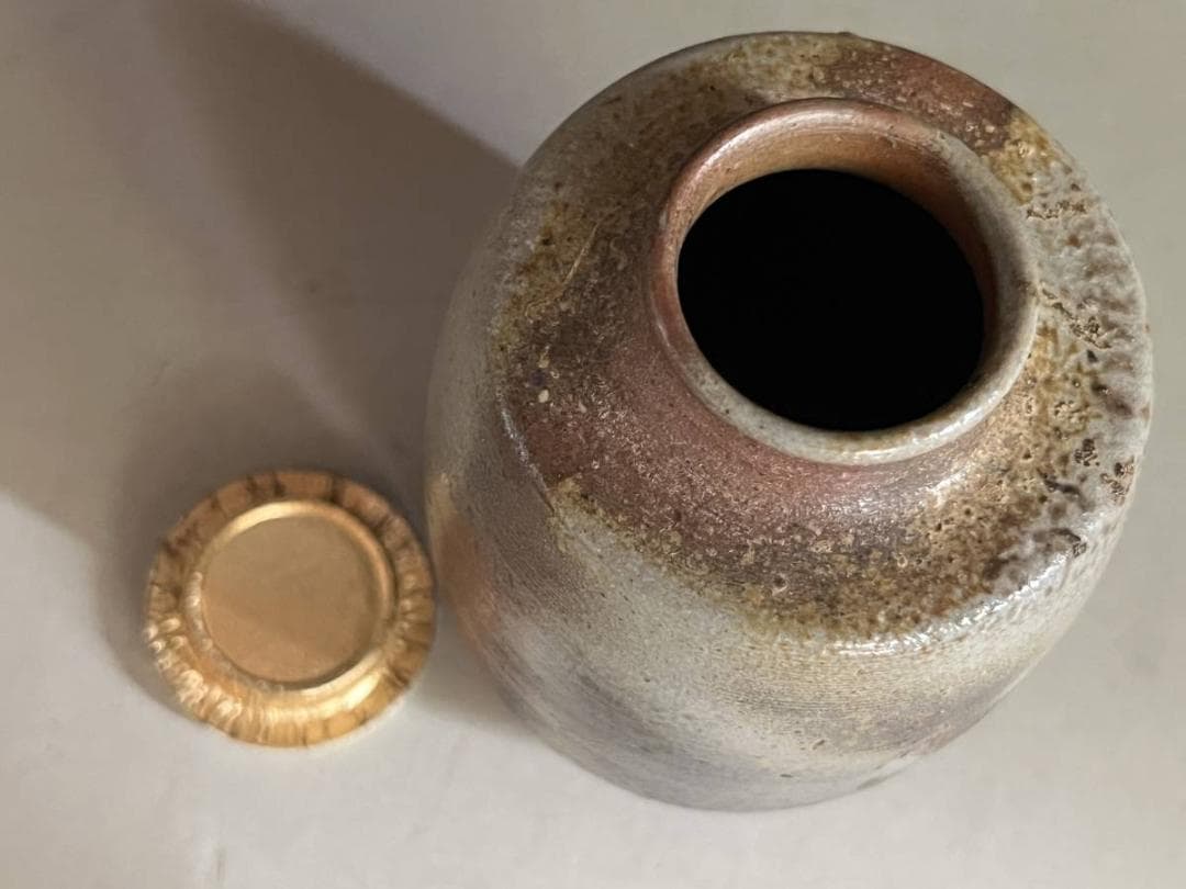 茶入れ■備前焼き 肩衝茶入 仕覆 共箱付 茶壷 信峰？お茶道具 時代物 骨董品■