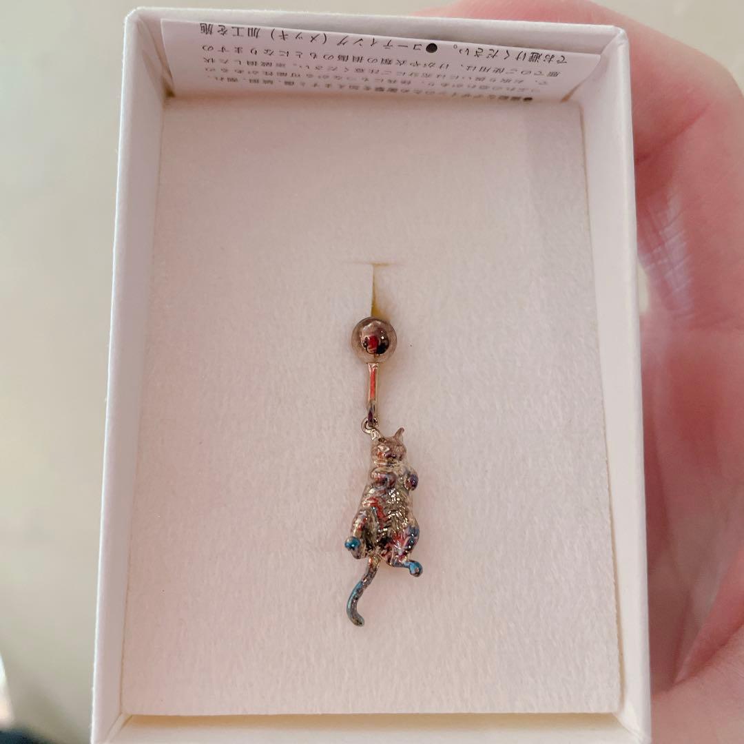 ✨️希少✨️ simmon アクセサリー イヤリング 猫 ゴールド 片耳