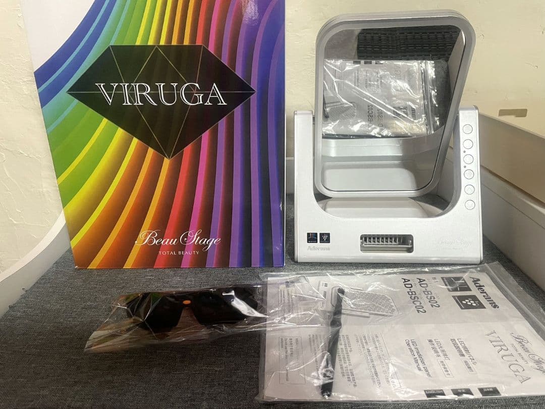 美品 アデランスVIRUGA 美容パネルLED パールホワイト