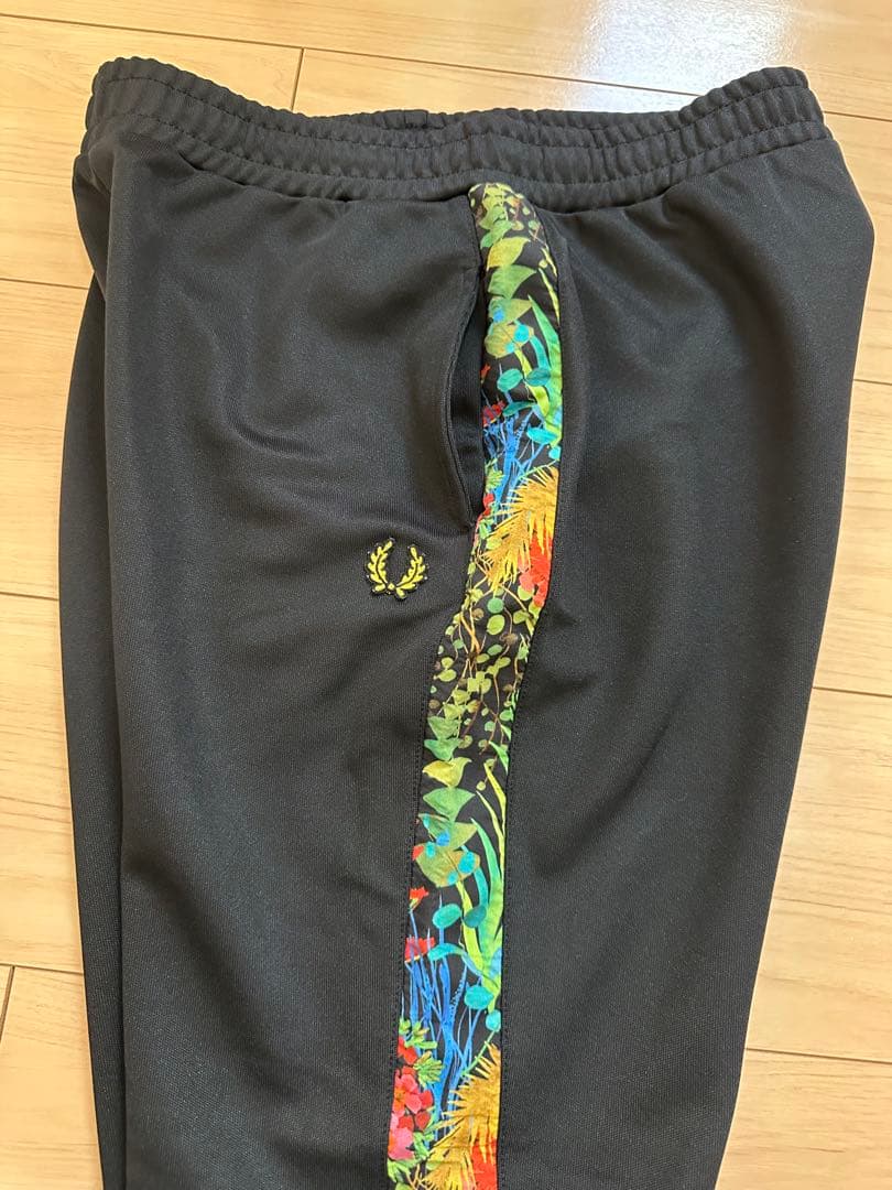 フレッドペリー リバティコラボ　ジャージセットアップ