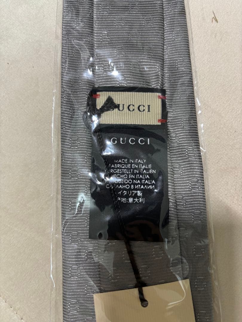GUCCI グレー ストライプ ネクタイ 新品タグ付