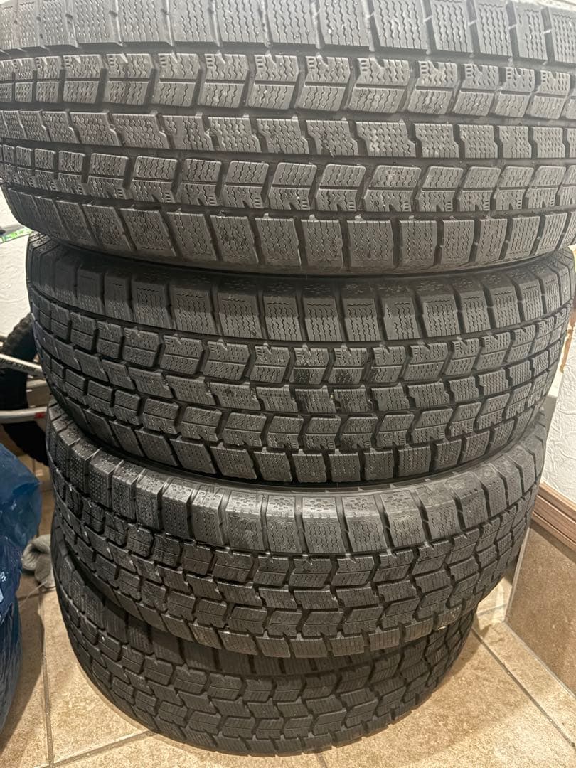 ICE NAVI 7 スタッドレスタイヤ 205/65R16 4本セット2024