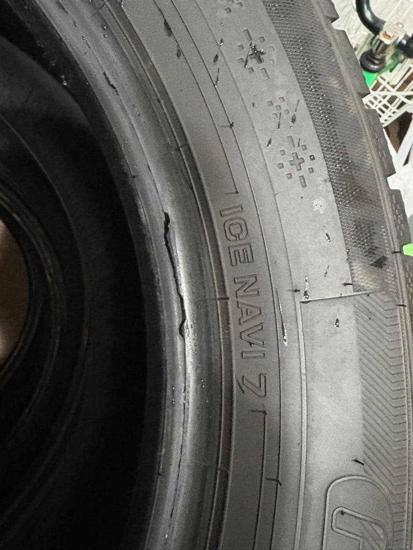ICE NAVI 7 スタッドレスタイヤ 205/65R16 4本セット2024