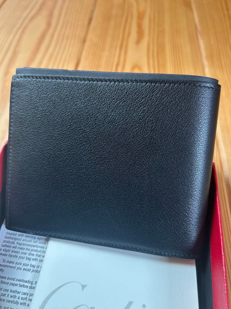 【美品】Cartier ブラックレザー 二つ折り財布