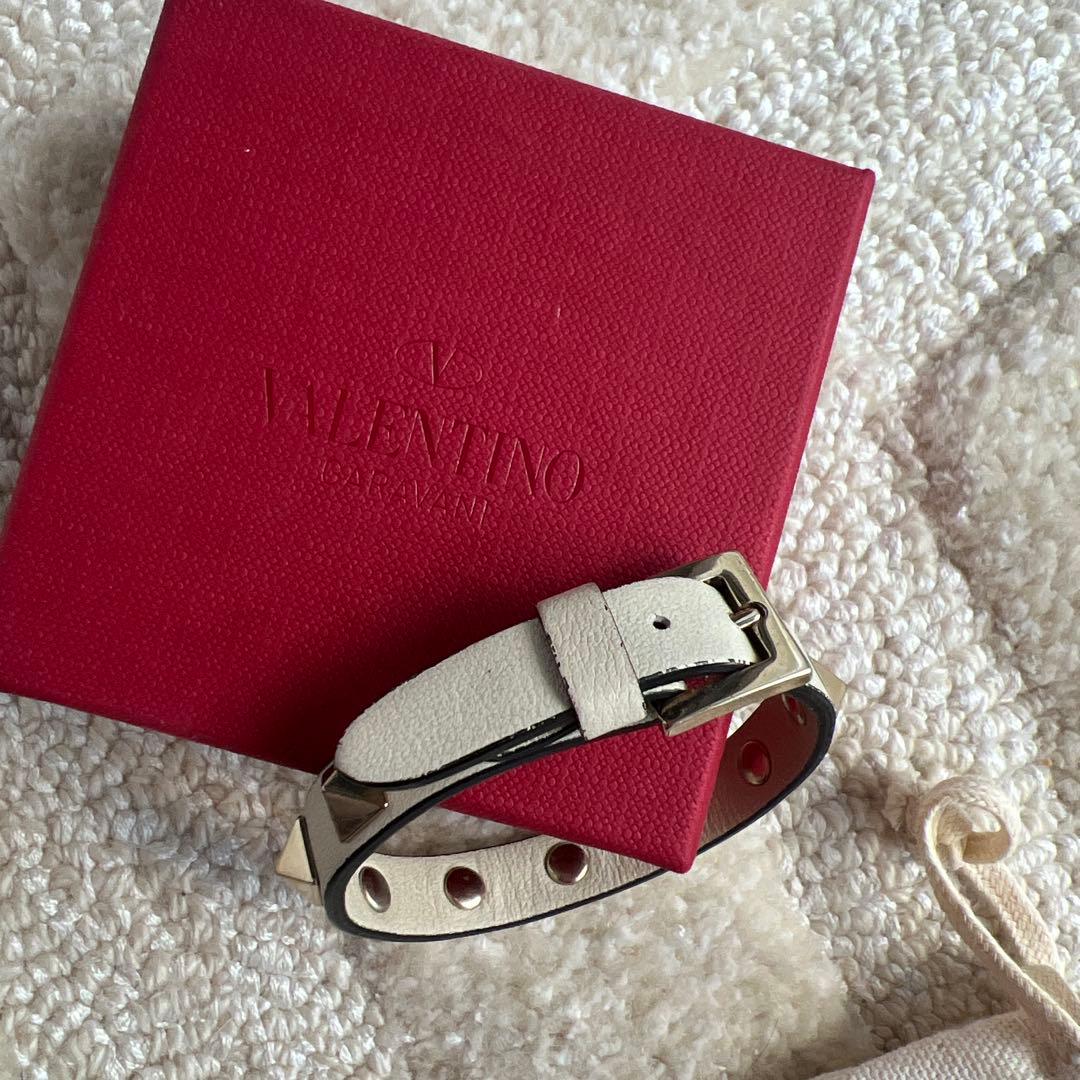 VALENTINO ピアス ブレスレット セット