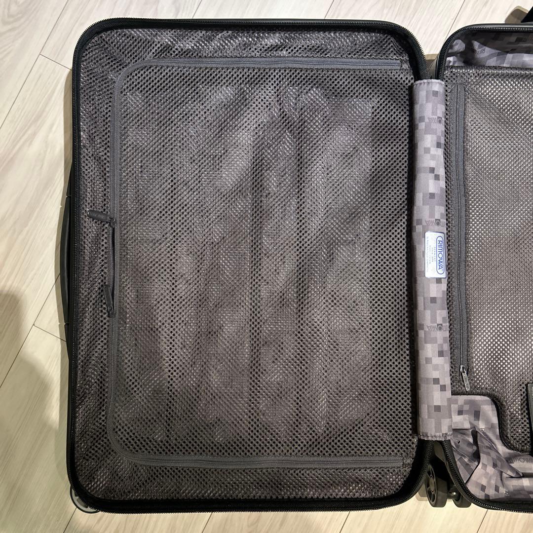 RIMOWA キャリーケース　ブラック