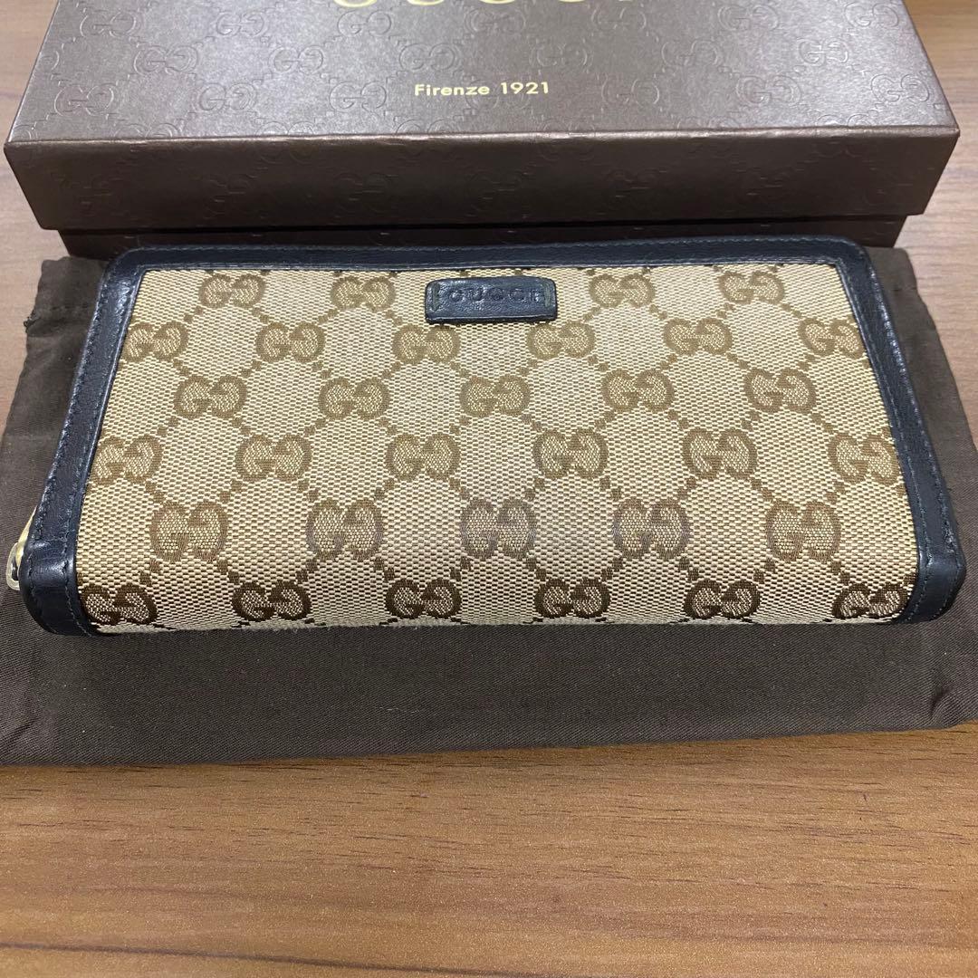 新品同様‼️ グッチ　GUCCI 財布　長財布　シグネチャー　ラウンドファスナー