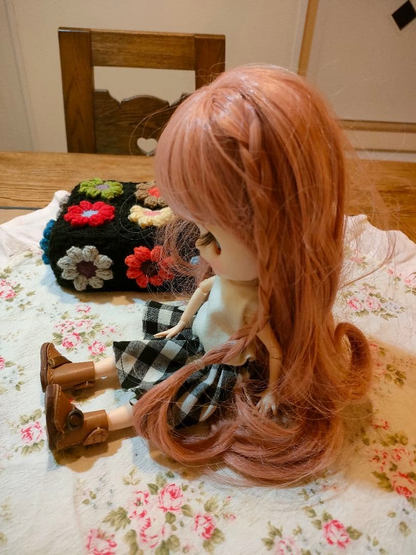 アウトフィット付きアイシードール・カスタム　亜麻色ヘアー