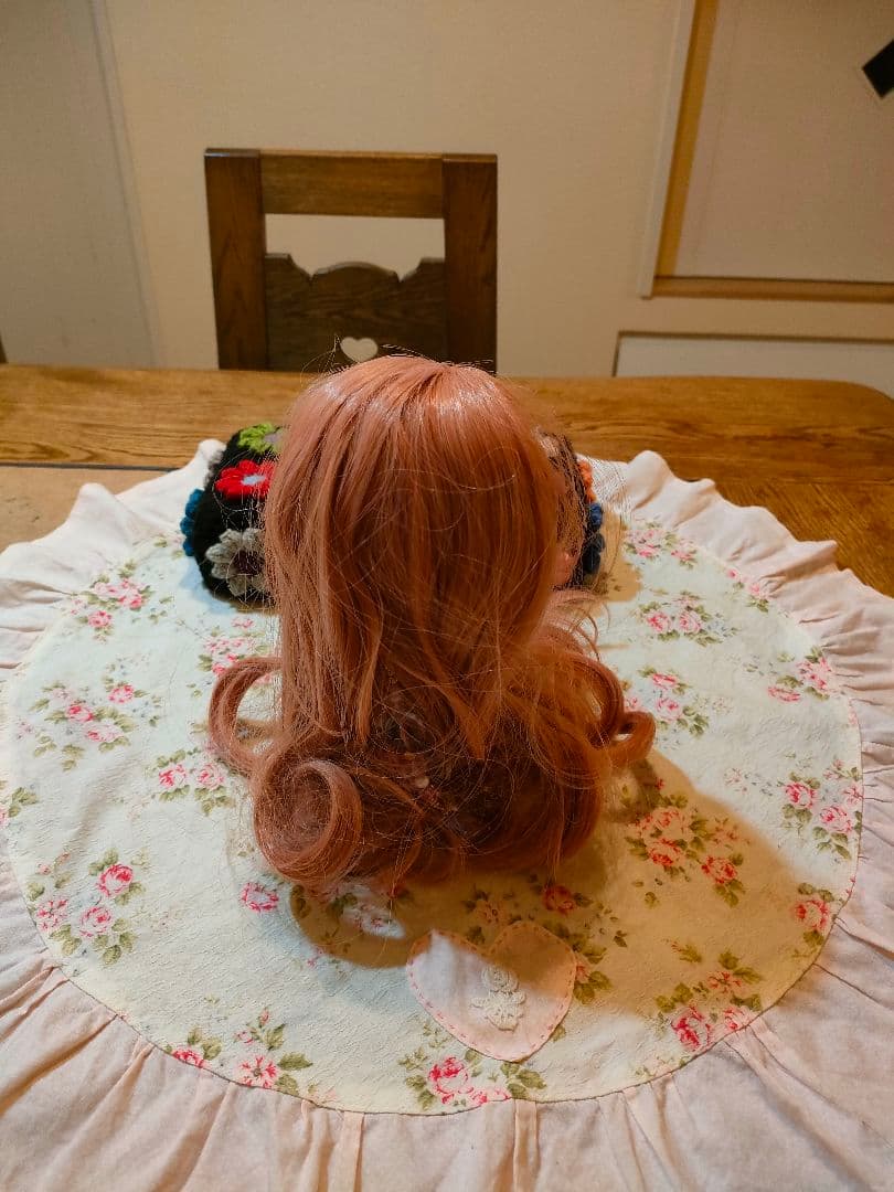 アウトフィット付きアイシードール・カスタム　亜麻色ヘアー