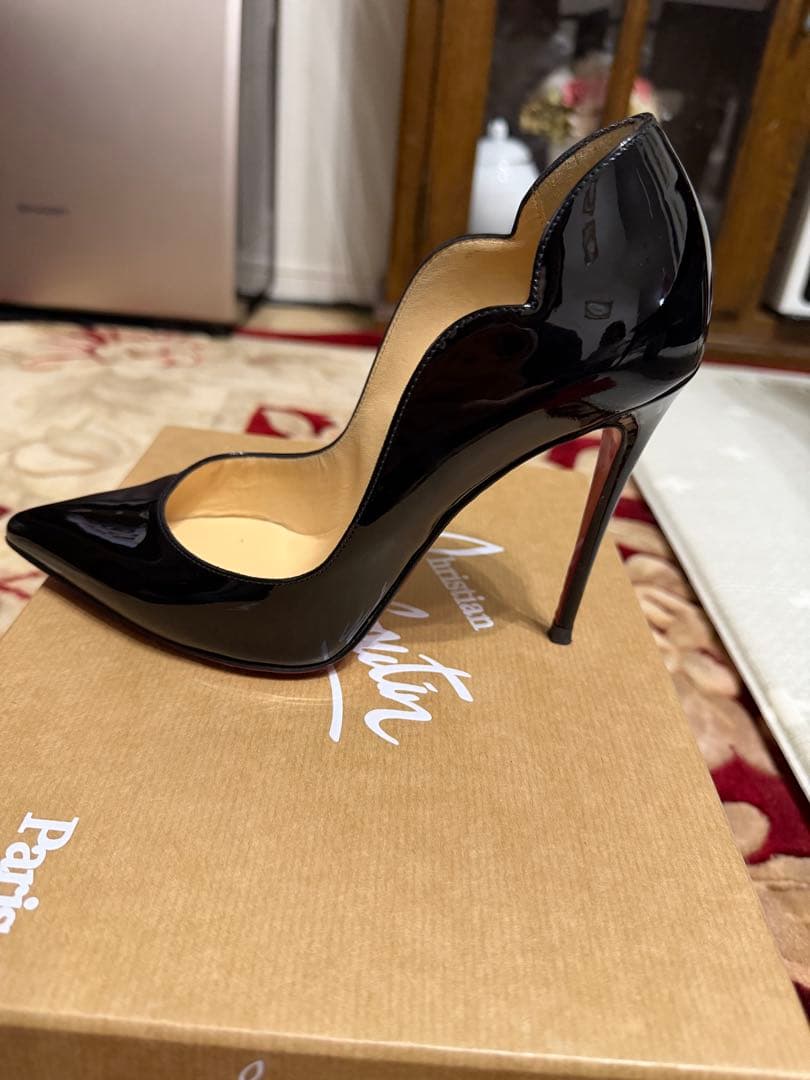 Christian Louboutin ブラック ハイヒール
