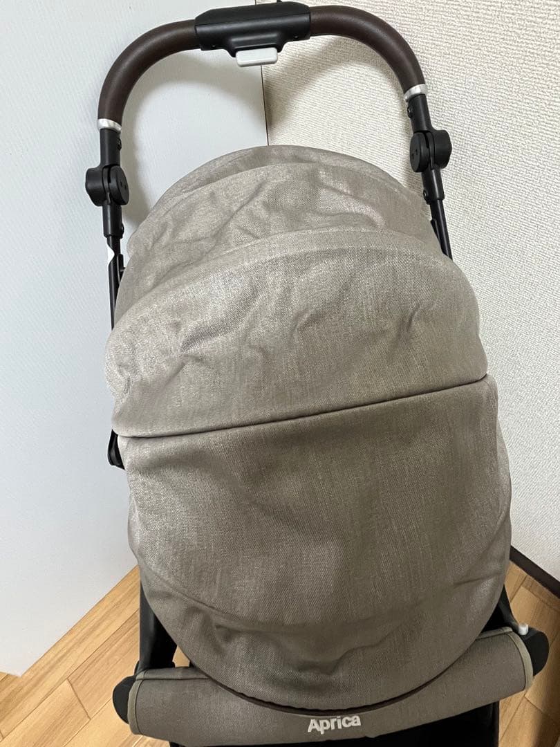 値下げ！美品Aprica アップリカ　ラクーナ　クッションフリープラス