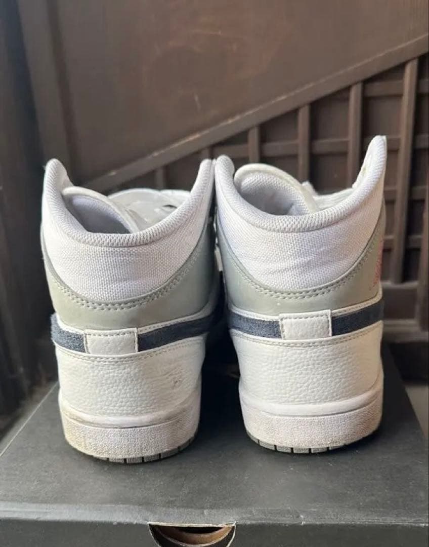 Air Jordan 1 Mid ホワイト/グレー/ネイビー26.5