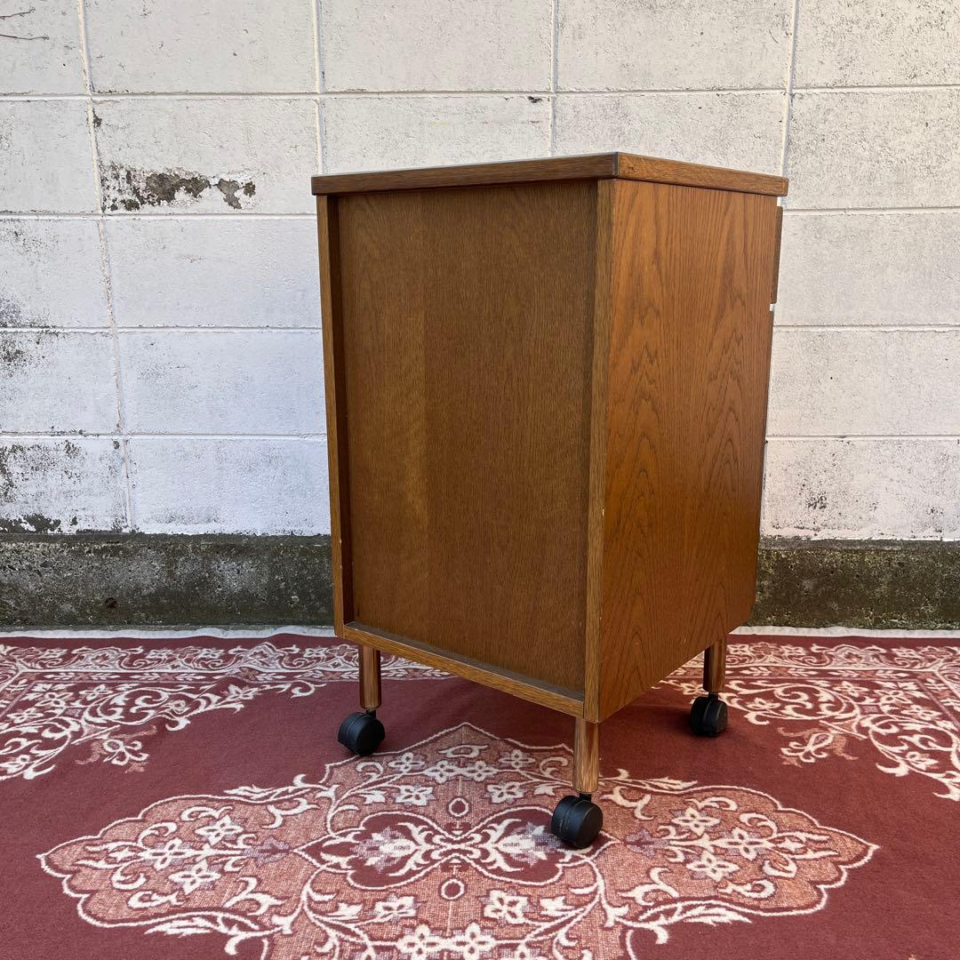 オーク材木製家具◾️パラマウントベッド 脚×キャスター付き チェスト キャビネット