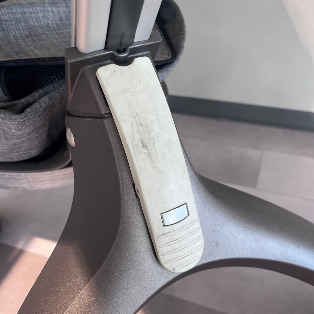 最終価格！STOKKE エクスプローリー グレー ベビーカー ハイシートデザイン