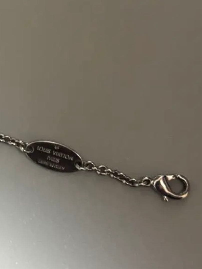 Louis Vuitton シルバーチャームブレスレット