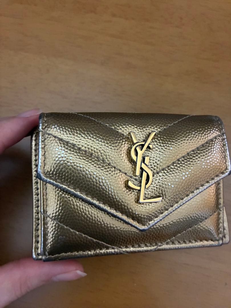 SAINT LAURENT ゴールド 三つ折り財布