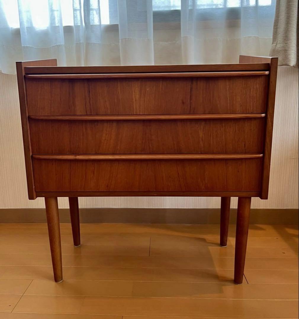 デンマーク（北欧）のヴィンテージチェスト ミッドセンチュリー ビンテージ チーク