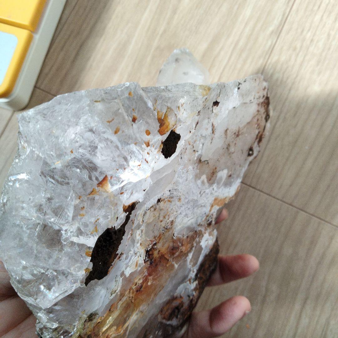 山梨県　乙女鉱山　国産天然水晶　虹入り水晶　1382g　国産水晶　国産鉱物