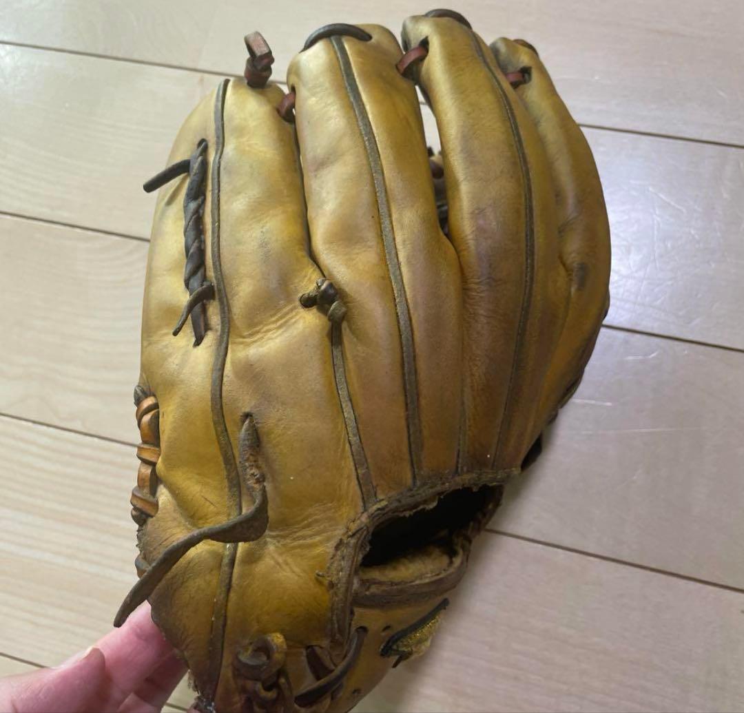 ミズノプロ硬式内野用ライトブラウン 右投げ