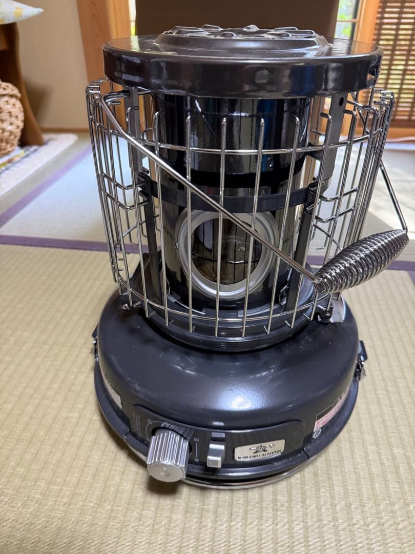 センゴクアラジン　別注カラーポータブルストーブ SAG-BF02A(H)