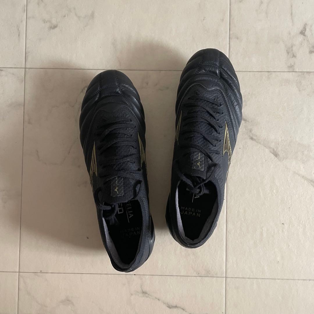Mizuno モレリア NEO 4 β JAPAN ブラック×ゴールド　26.0