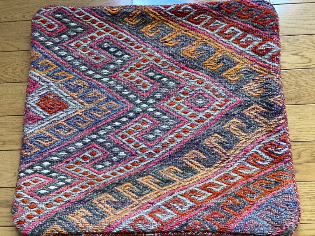 オールドキリムクッションカバー 52cm×46cm No. K15