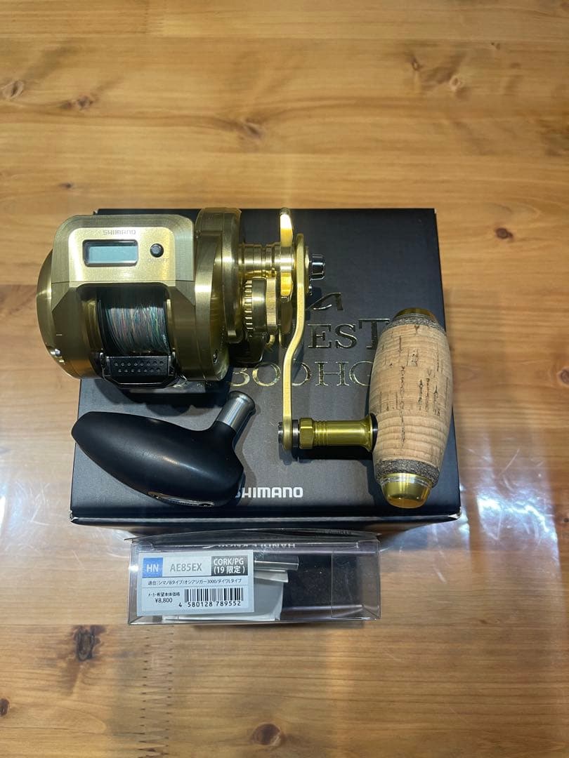 SHIMANO CONQUEST 300 ベイトリール ゴールド