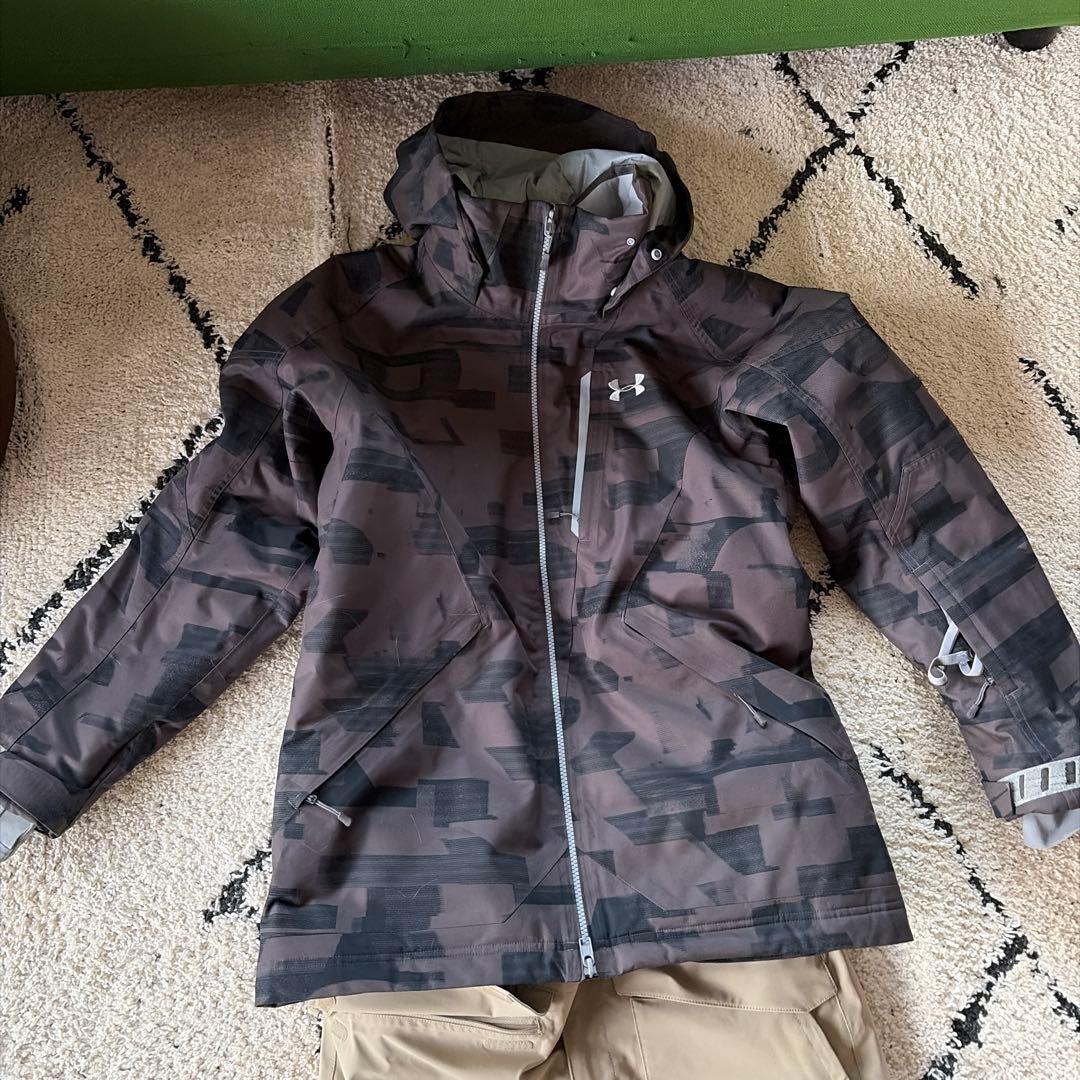 Under Armour スノーボードウェアセット