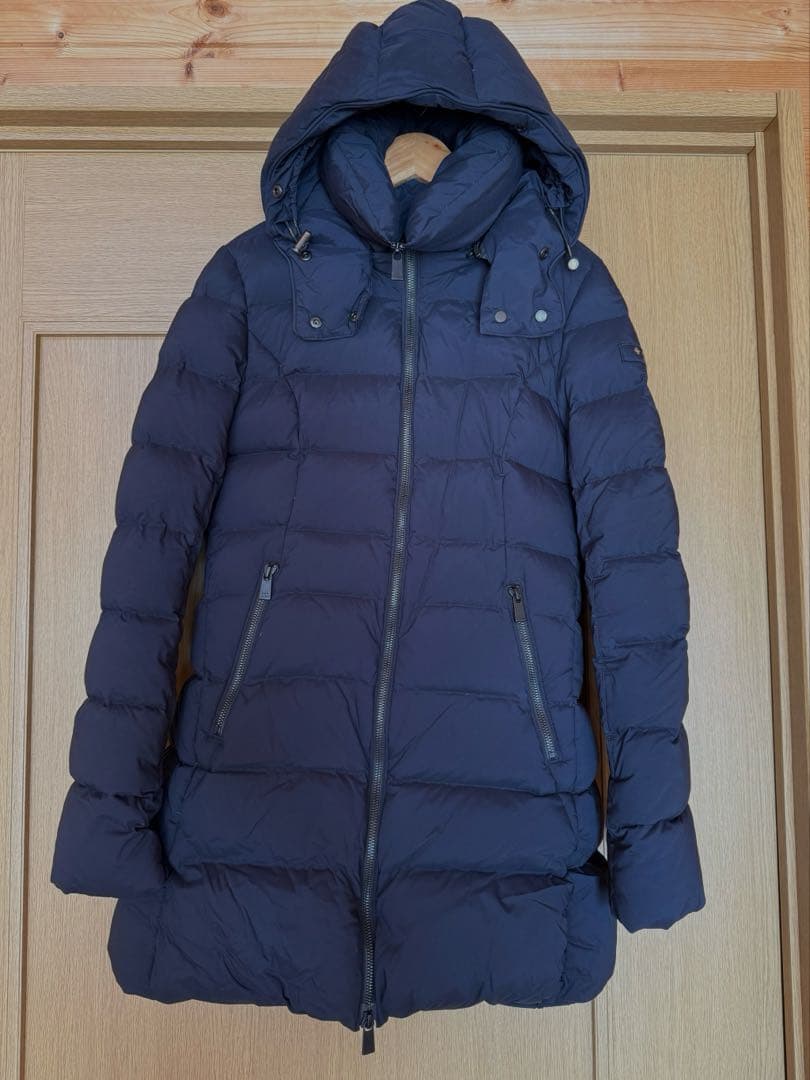 美品 TATRAS ダウンコート ネイビー 03
