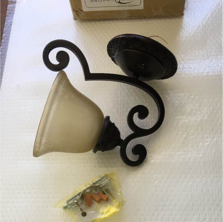 ウォールランプ
