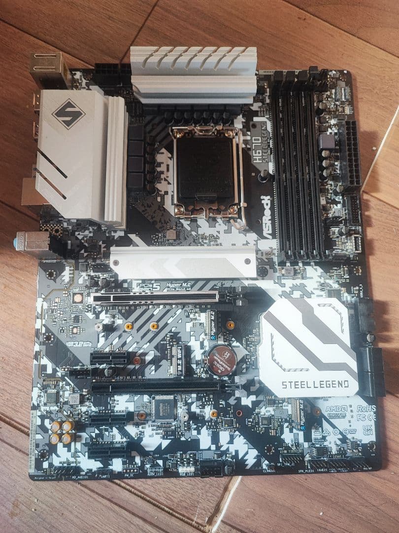 ASRock H670 Steel Legend ATX マザーボード