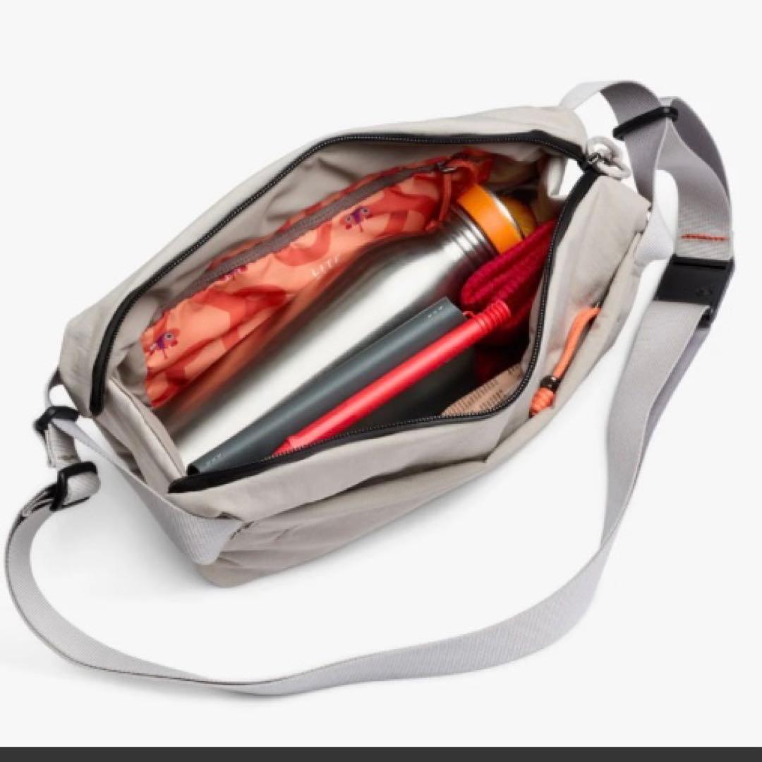 限定bellroy Lite Sling LunarNewYearEdition