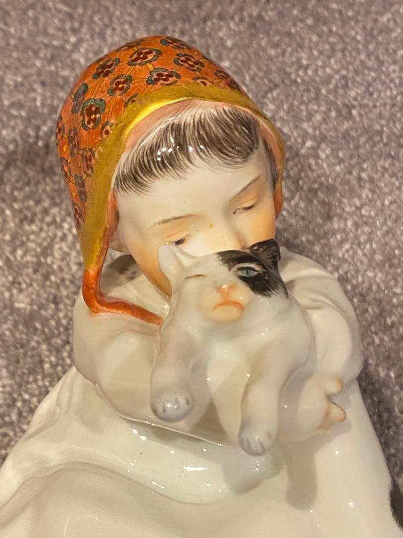 お値下‼️ マイセン　ヘンチェル　猫を抱く少女　子供
