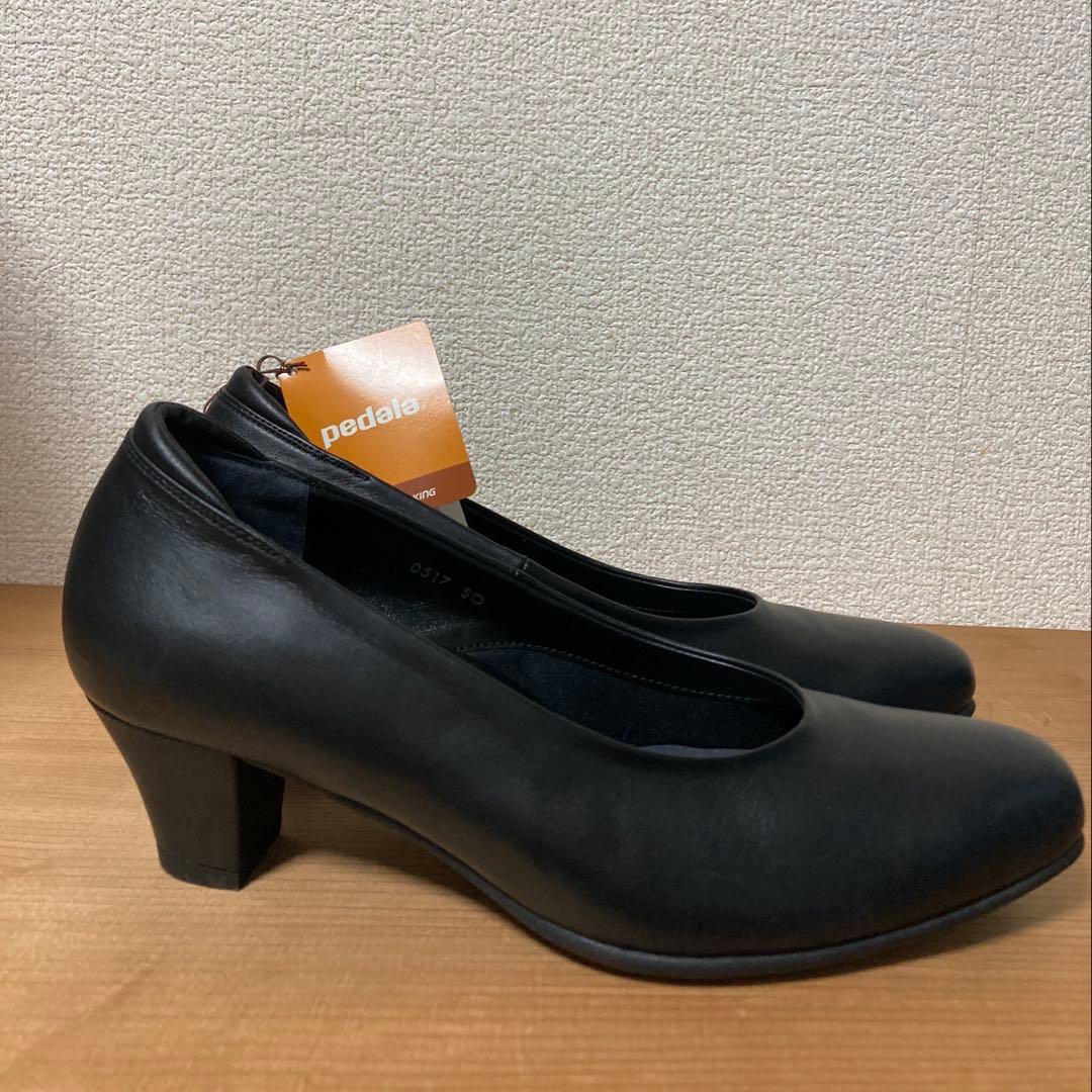 【美品】pedala ペダラ ブラック レザー スクエアトゥ パンプス 23.5