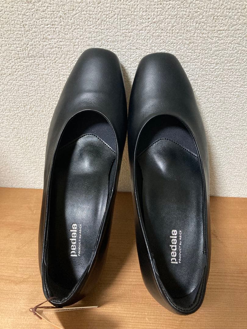 【美品】pedala ペダラ ブラック レザー スクエアトゥ パンプス 23.5