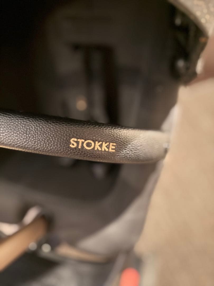 る*ん様 Stokke ベビーカー ブラック ポルカドット