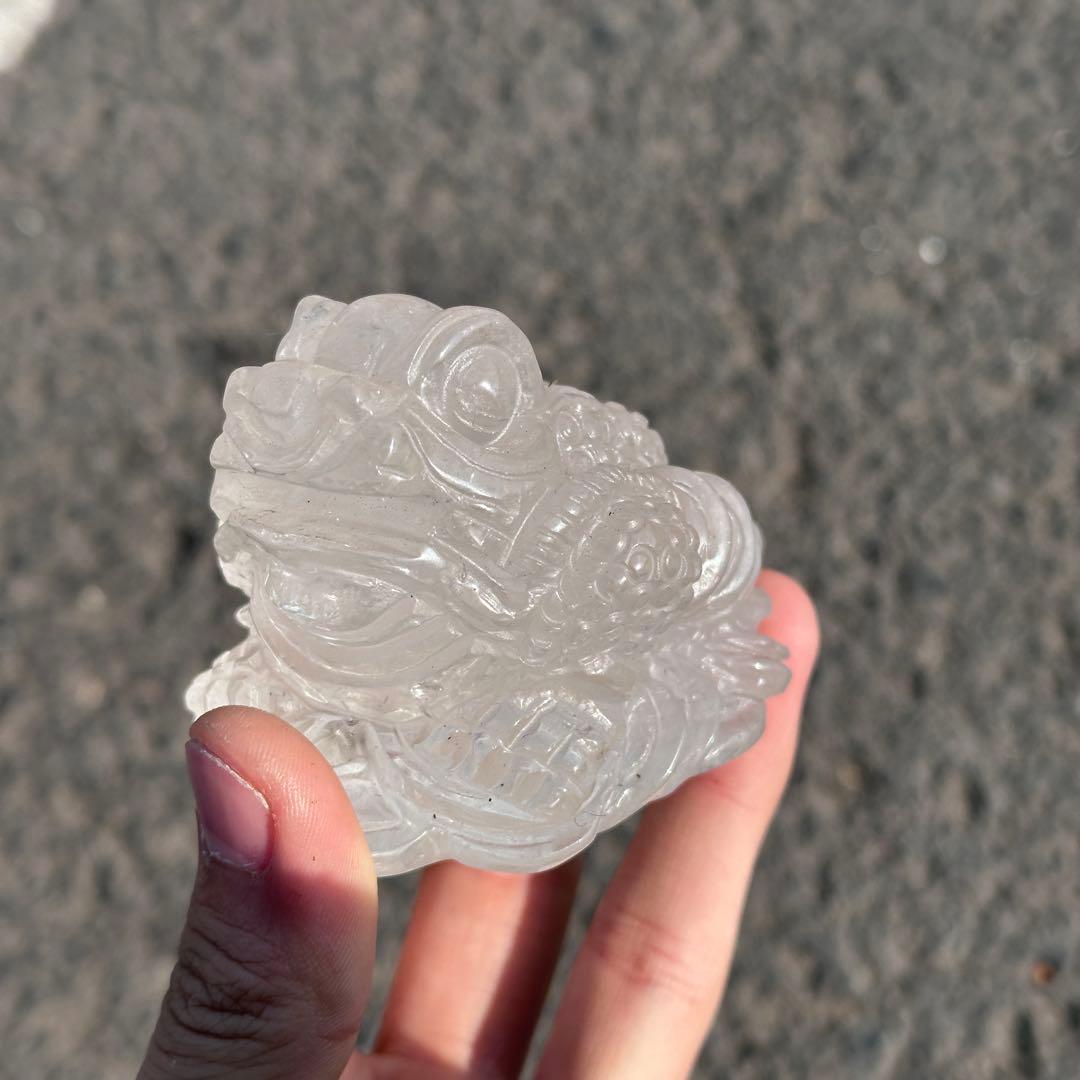 天然石水晶の銭蛙　置物　ご購入前に在庫確認必要G.280