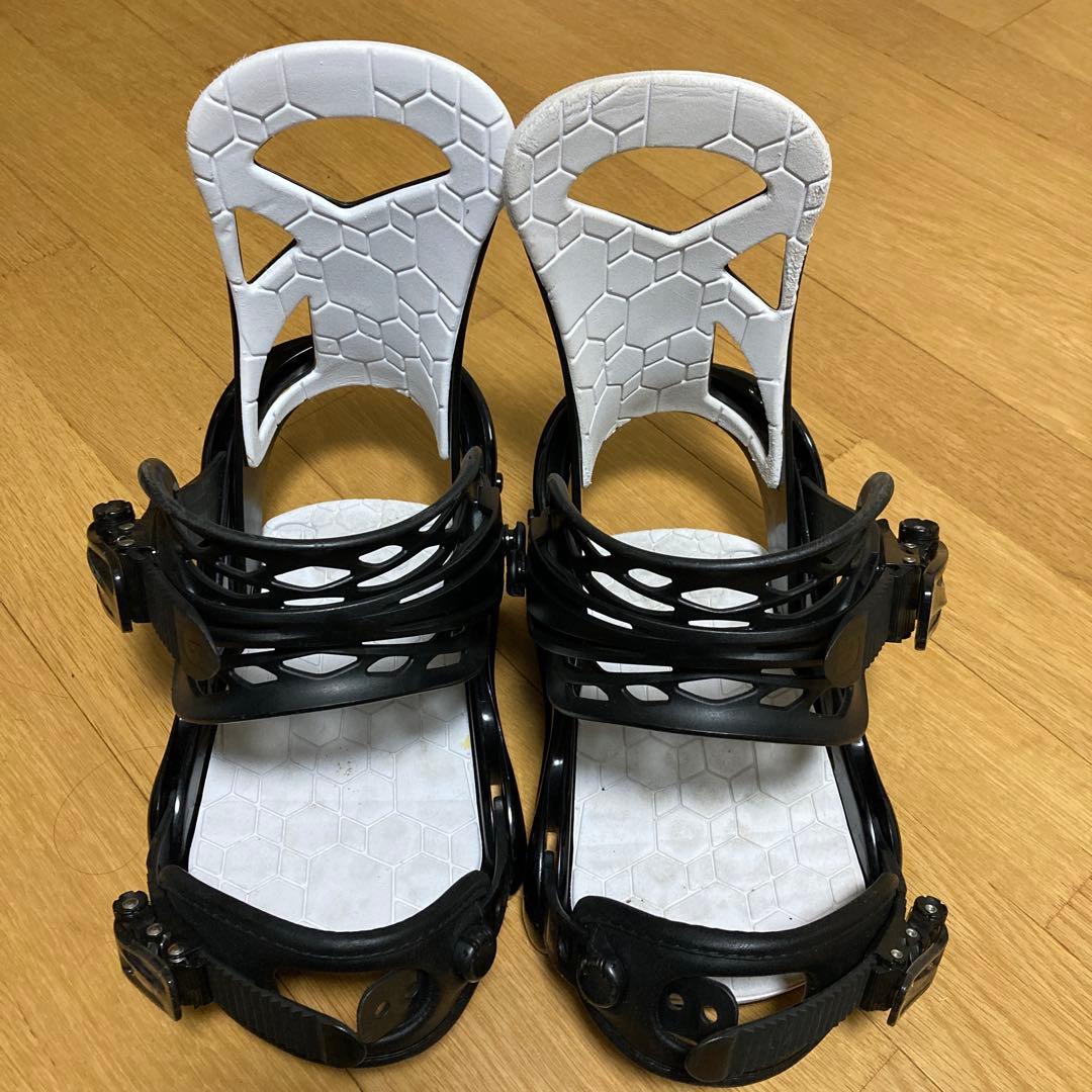 BURTON ビンディング CUSTOM SMALLS 　ブラックホワイト